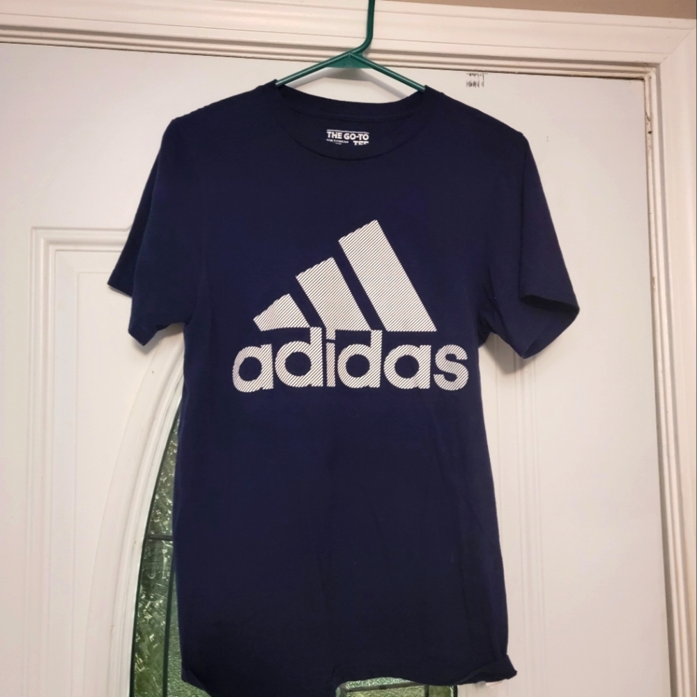 Adidas t-shirt